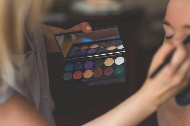 3 Ways To Jump Start Your Career As A Makeup Artist